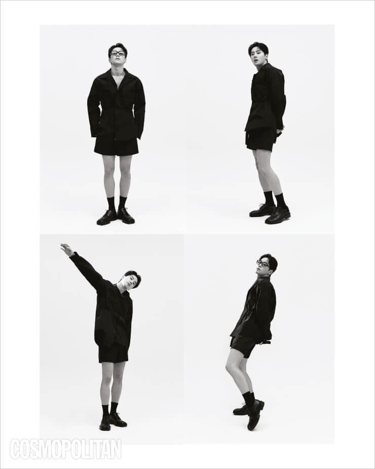 미니 점프슈트, 쇼츠, 슈즈 모두 메종 마르지엘라. 안경 젠틀몬스터. 양말 스타일리스트 소장품.