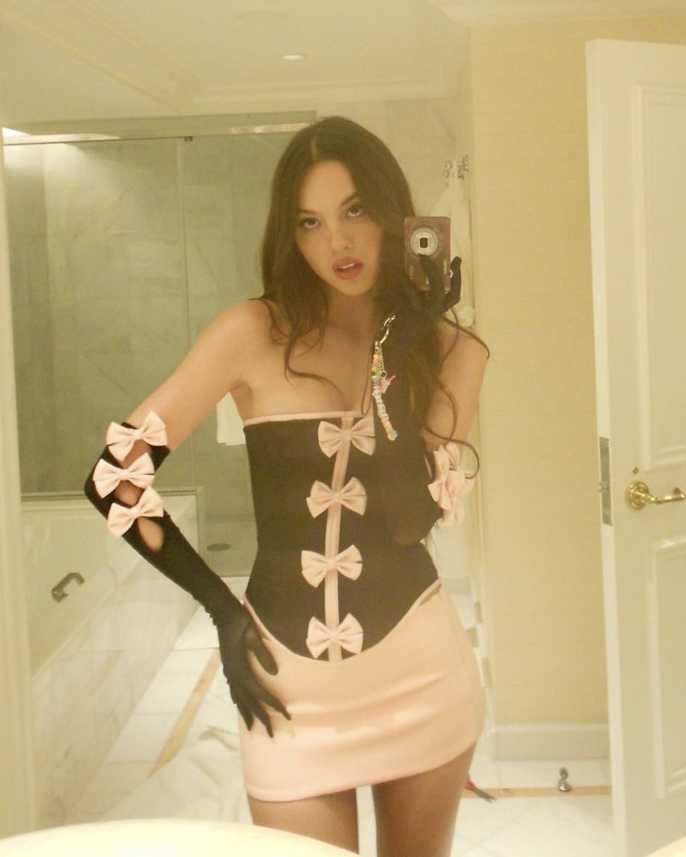 인스타그램 @oliviarodrigo