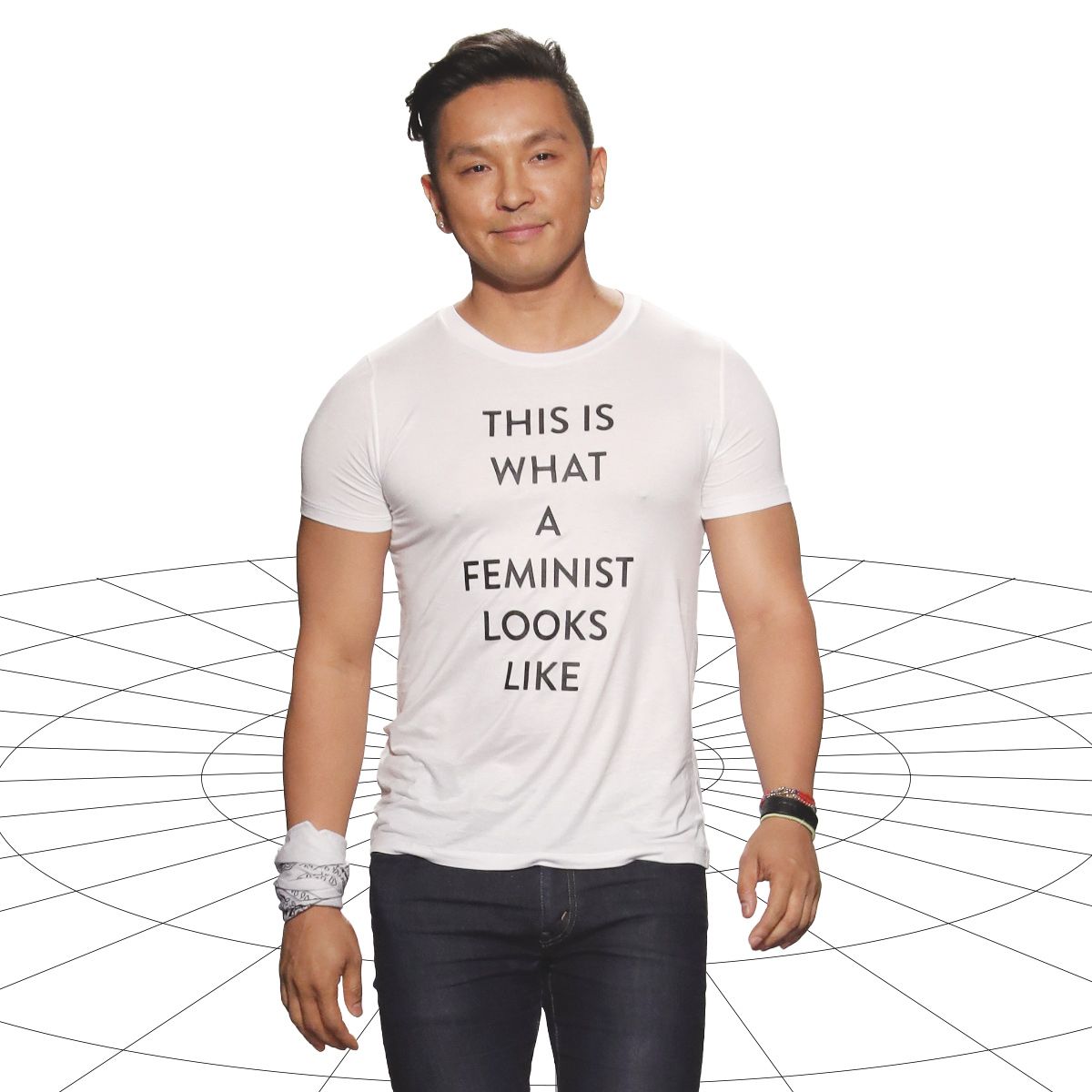  6 마리아 그라치아 치우리가 선보인 “WE SHOULD ALL BE FEMINIST” 티셔츠에 응답하듯, 2017 F/W 컬렉션에 슬로건 티셔츠를 올린 프라발 구룽. 