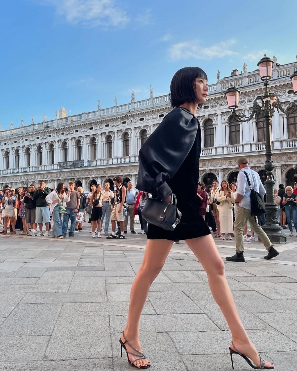 인스타그램 @doonabae