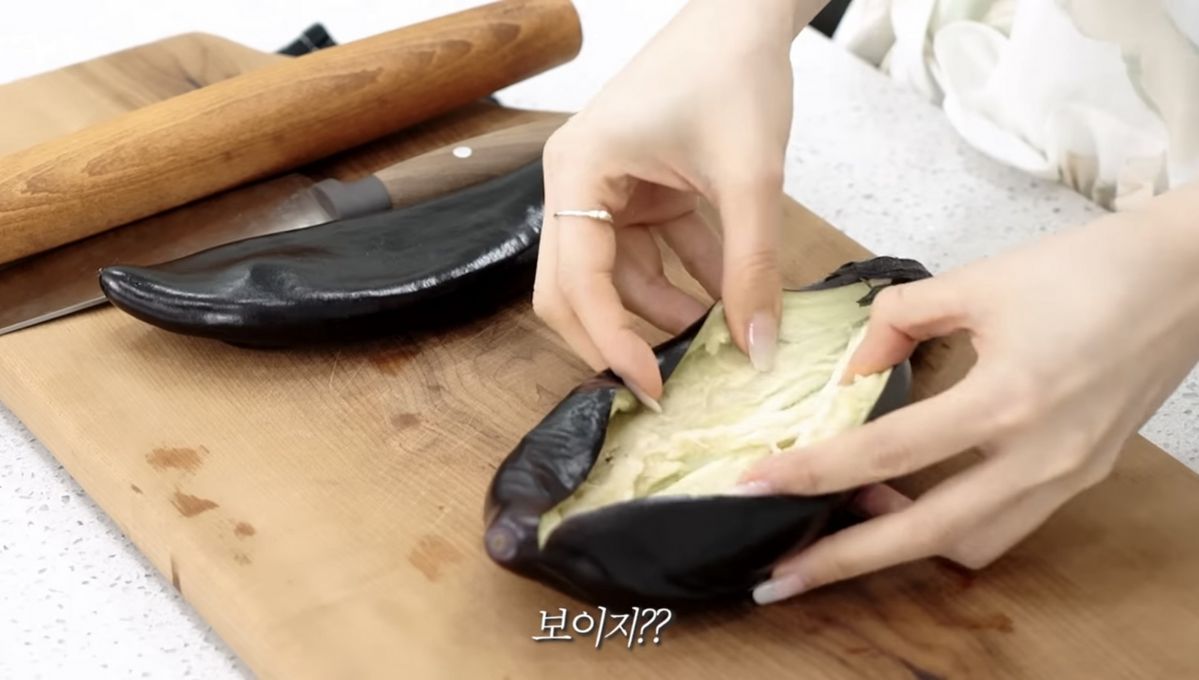 유튜브 <윤은혜의 EUMHYELOGIN>