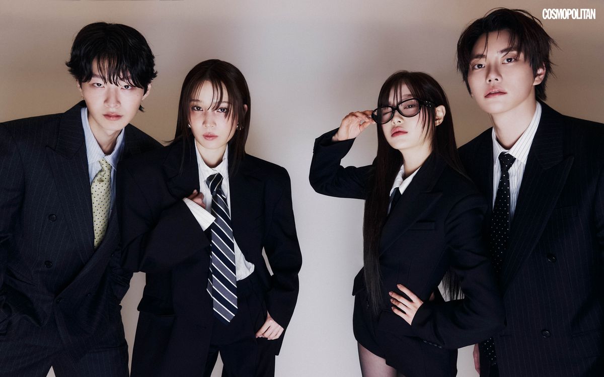 (최현준)슈트 셋업, 타이 모두 Heon Kim. 셔츠 Cos. (윤소희)슈트 셋업 H&M. 귀고리 Ferragamo. 셔츠, 타이 스타일리스트 소장품. (츄)점프슈트 Michael Kors Collection. 안경 Gentle Monster. 셔츠, 타이, 스타킹 스타일리스트 소장품. (정현규)슈트 셋업, 셔츠, 타이 모두 Heon Kim.