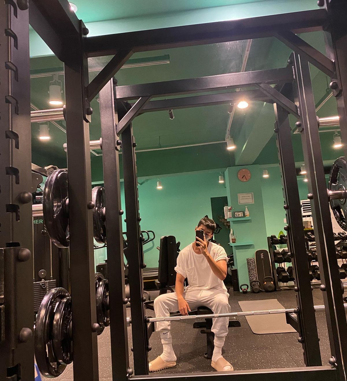 인스타그램 @_ryeoun