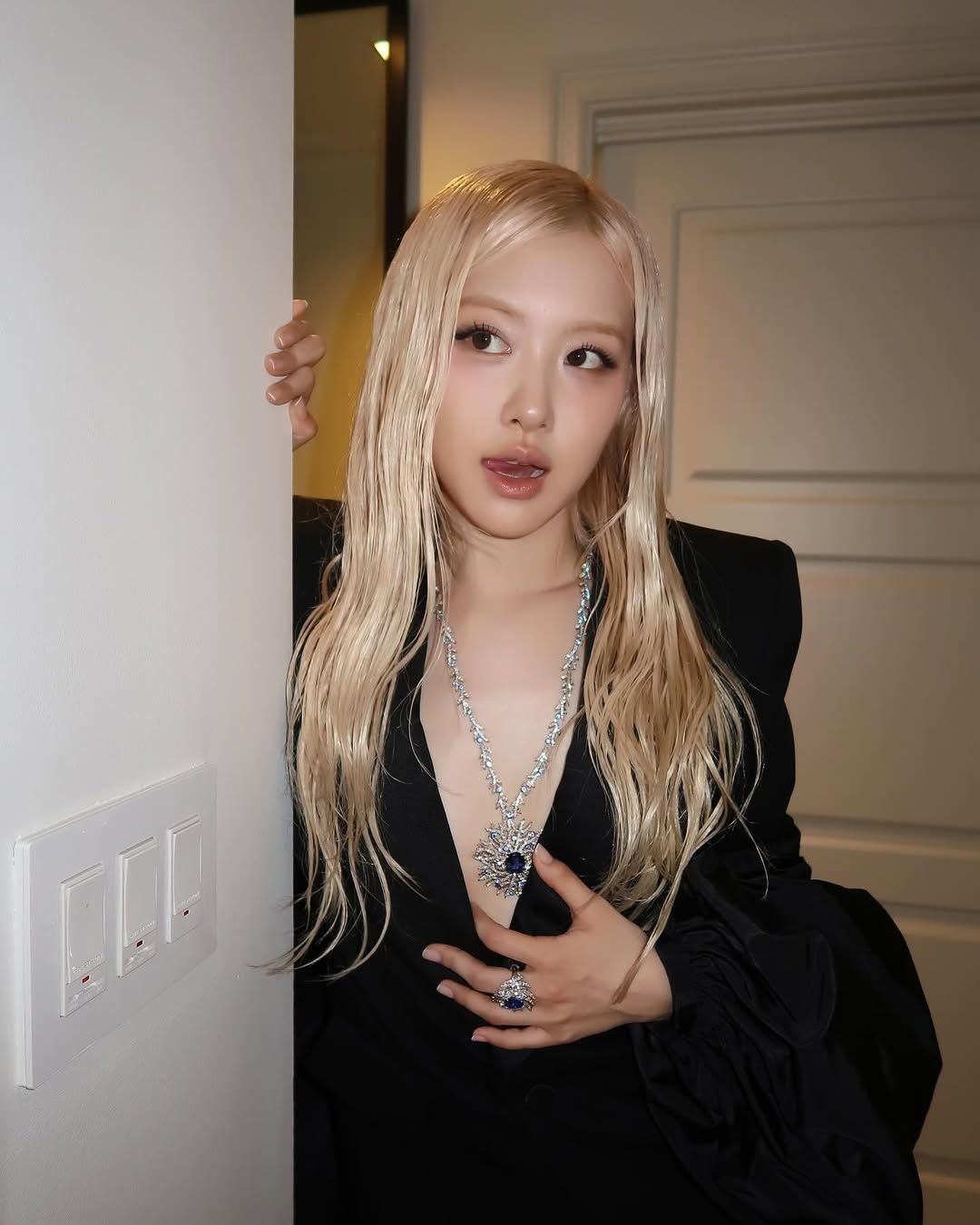 인스타그램 @roses_are_rosie