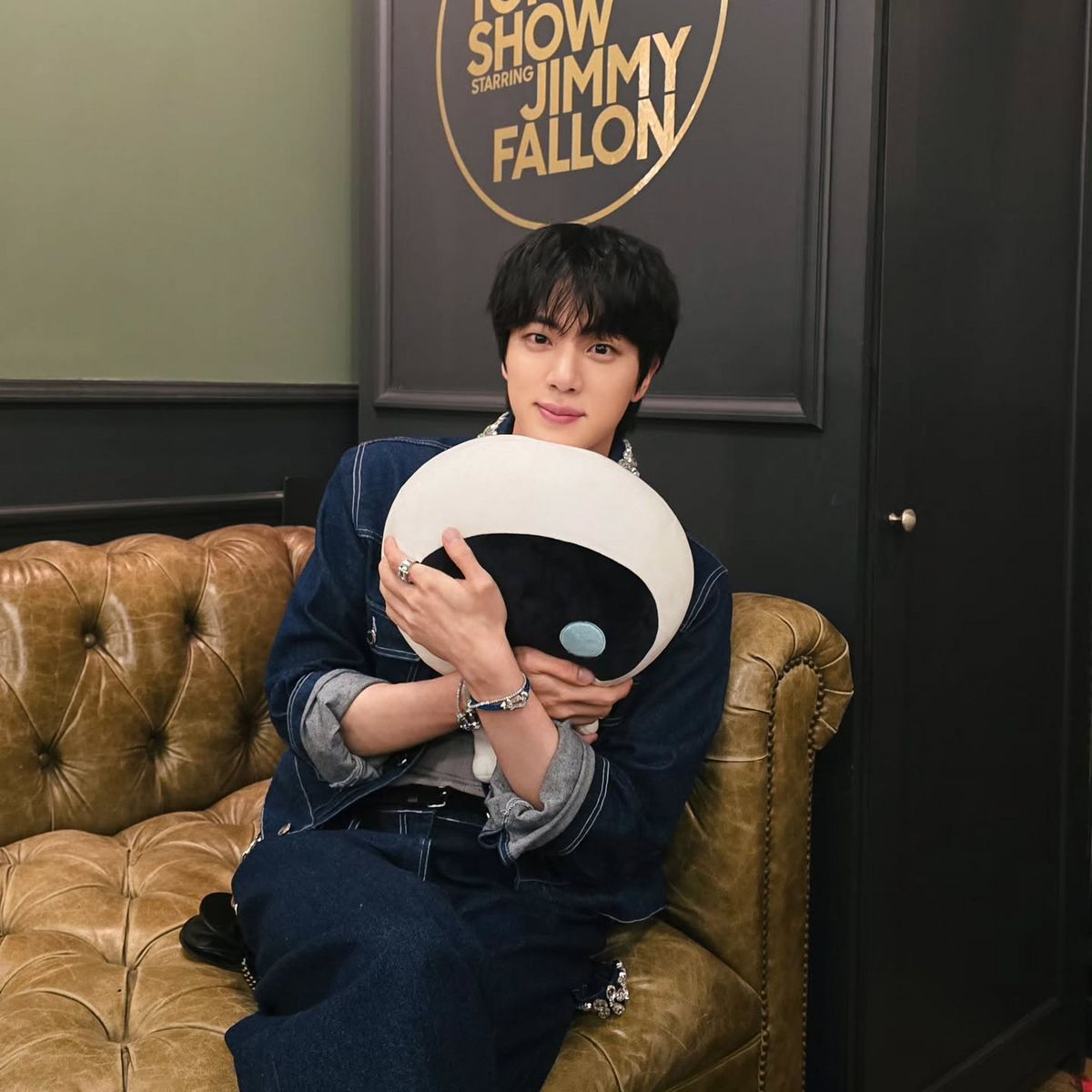 인스타그램 @jin