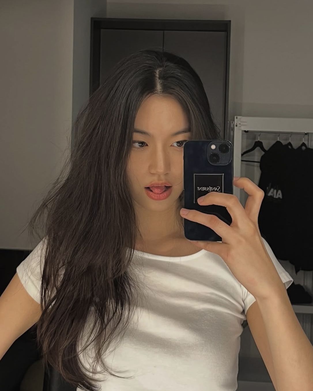 인스타그램 @lafilledhiver_