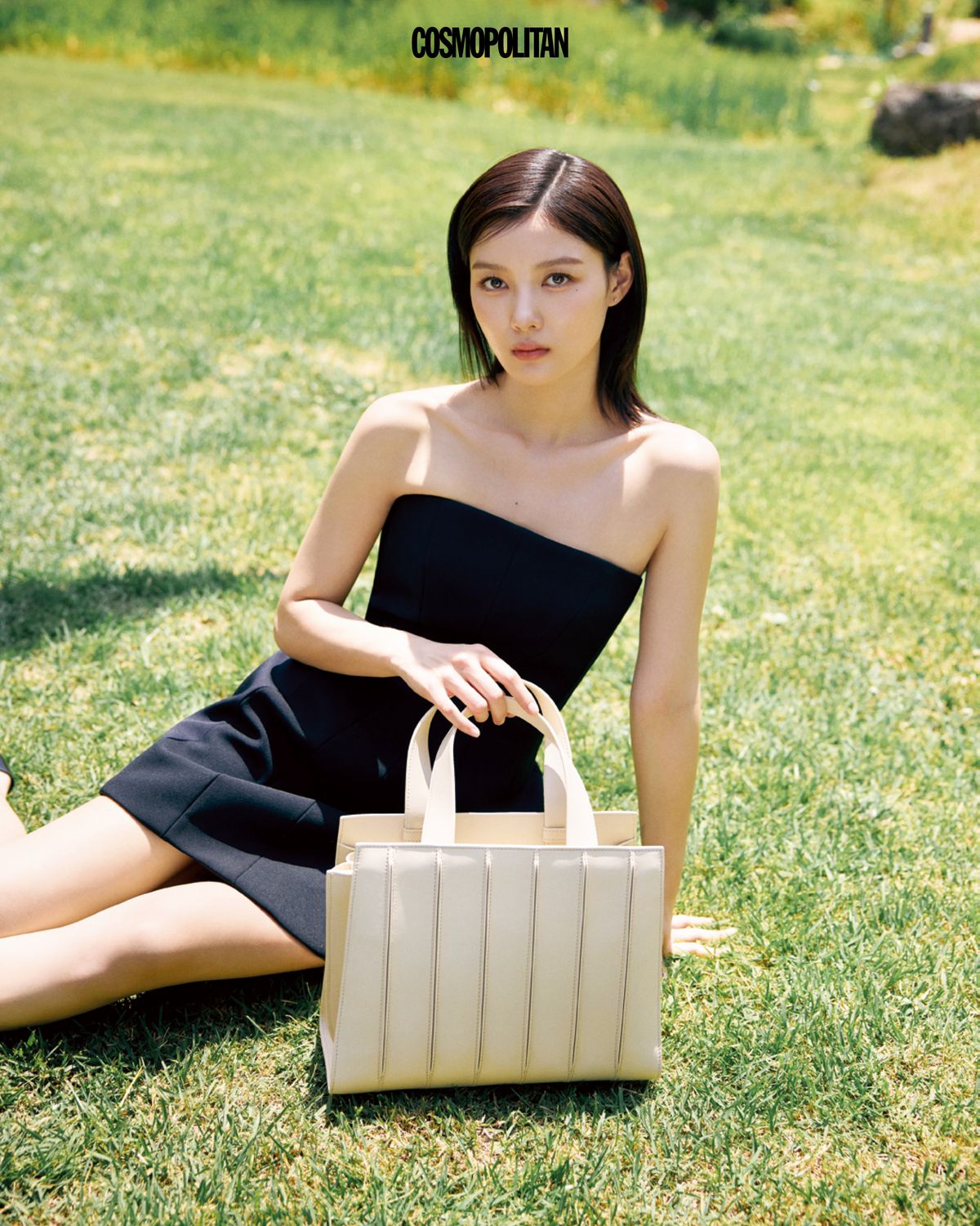 비스코스 드레스 가격미정, 휘트니 레더 토트백 미디엄 사이즈 4백40만원대 모두 Max Mara.