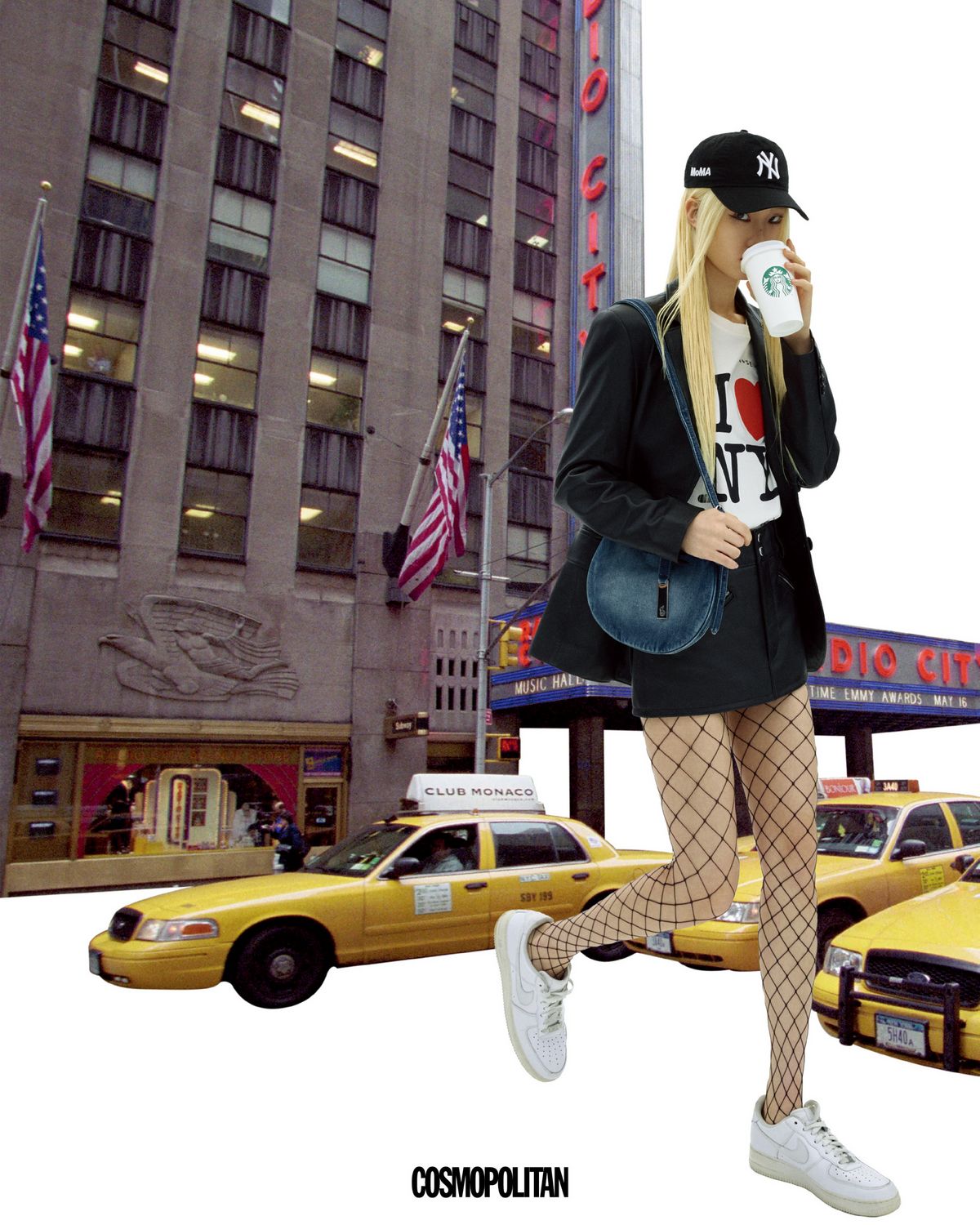 재킷, 티셔츠, 미니스커트 모두 가격미정 Coach. 숄더백 89만9천원 Polo Ralph Lauren. 스니커즈 가격미정 Nike. 볼캡, 스타킹 에디터 소장품.