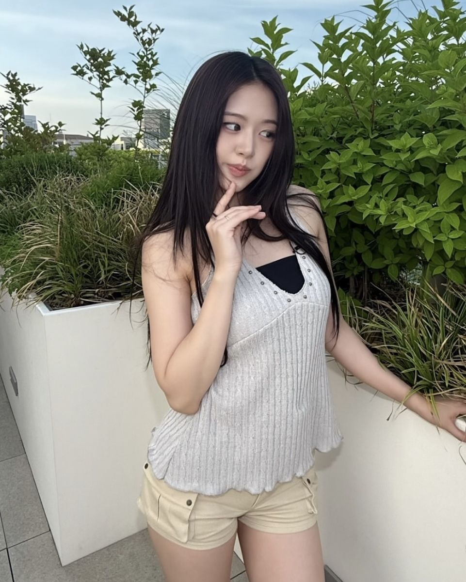 인스타그램 @_yujin_an