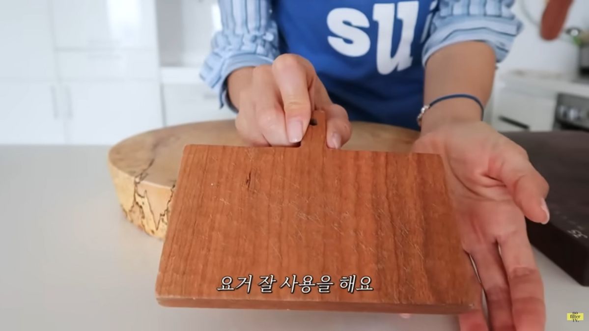 유튜브 <김나영의 노필터티비>
