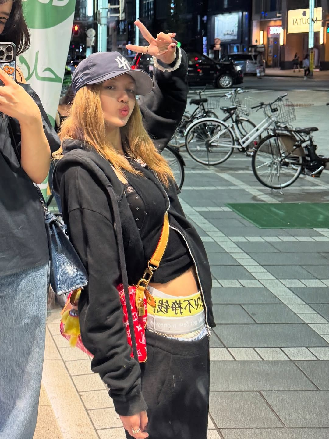 인스타그램 @lalalalisa_m