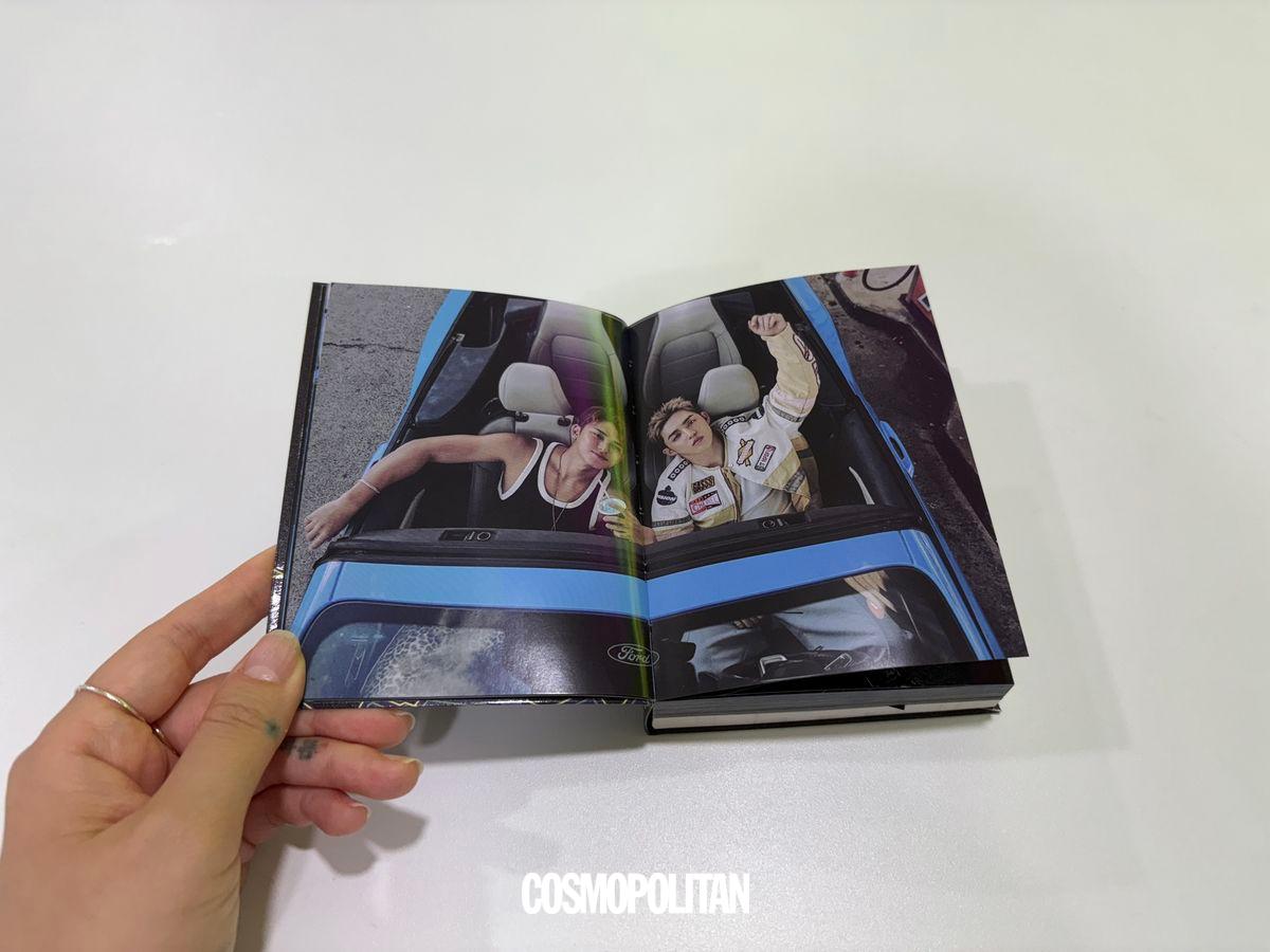 에스쿱스X민규 앨범. 코스모폴리탄