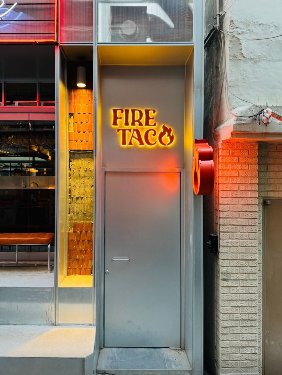 파이어타코 외관과 타코, 인스타그램 @firetaco_korea