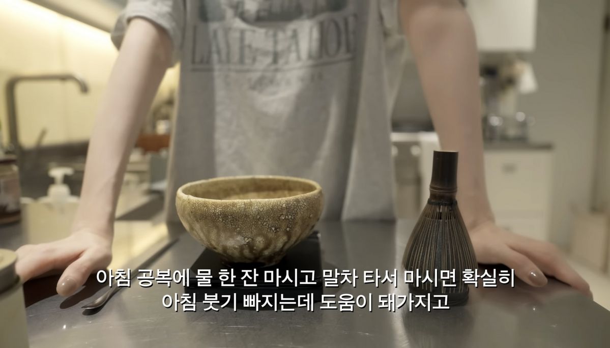 유튜브 <걍민경>
