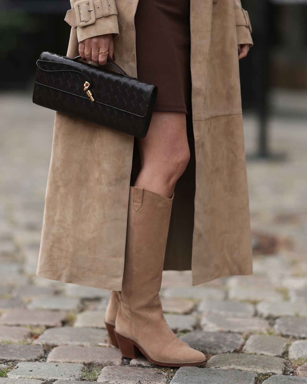 발도 편해서 일석 이조! 스웨이드 재질의 롱 부츠 - Jeremy Moeller//Getty Images