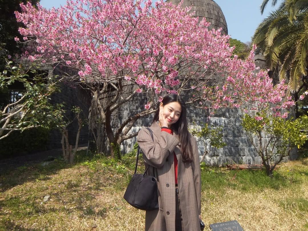 설현 빅 백 | 인스타그램 @s2seolhyuns2 