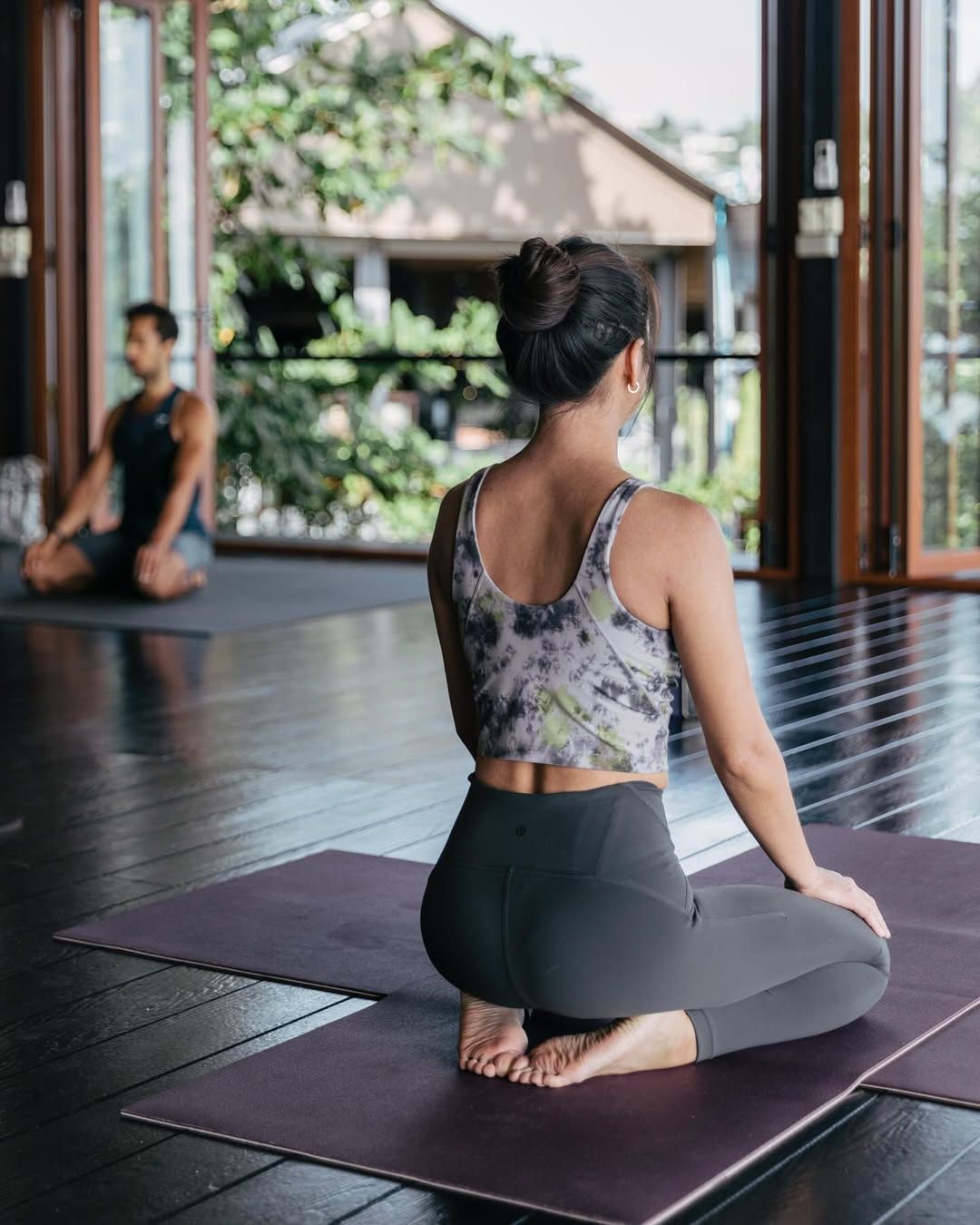 유니버셜 요가 | 인스타그램 @vikasayoga