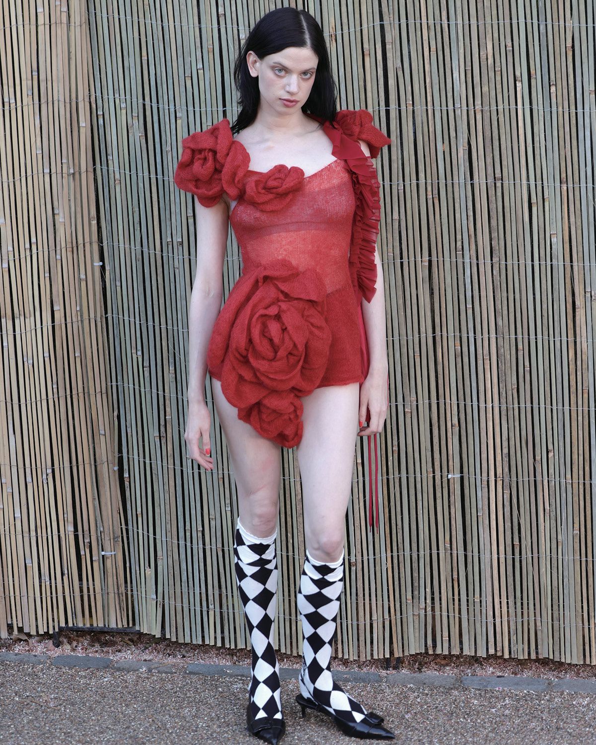  ‘이상한 나라의 앨리스’가 연상되는 릴리 맥매너미.