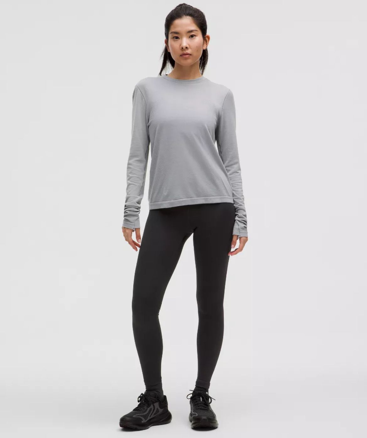 아시아 핏으로 선보인 룰루레몬의 24인치 러닝 타이즈 | 출처 룰루레몬