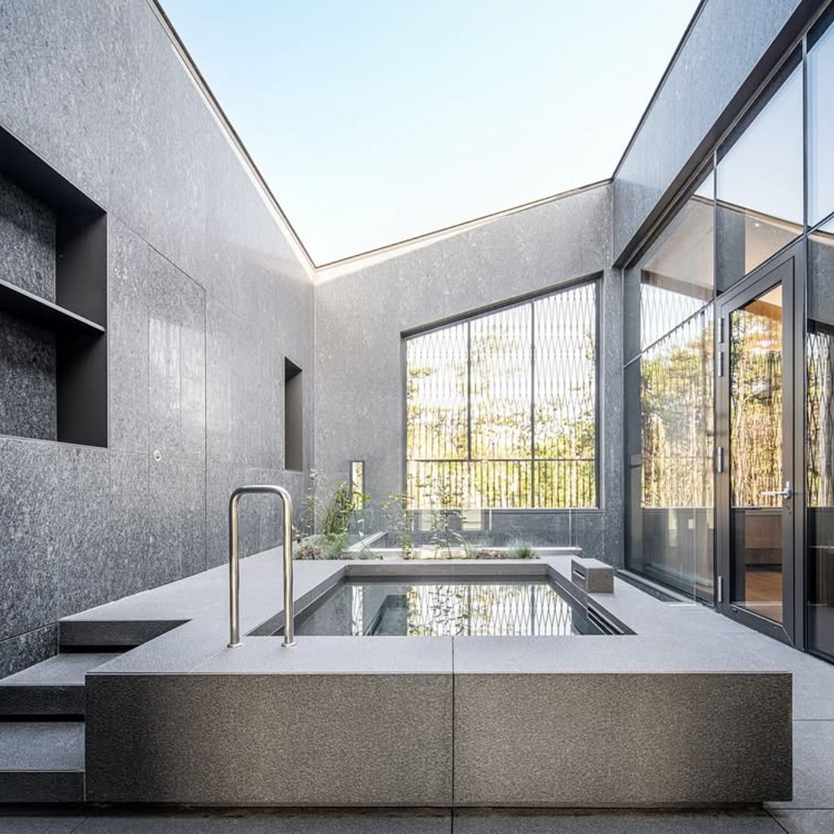 인스타그램 @seolhaeone