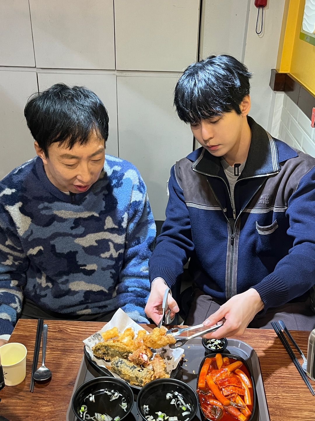 도영, 박명수 떡볶이 맛집 | 인스타그램 @halmyungsoo 