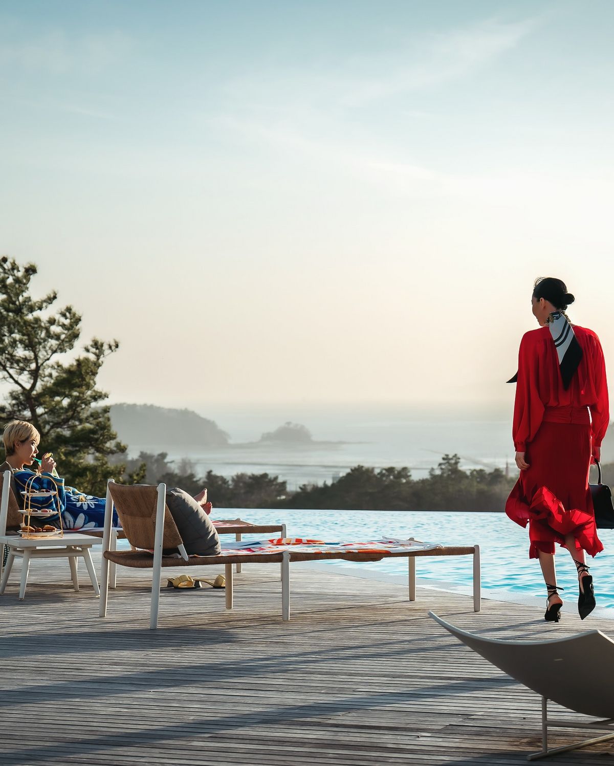 장윤주 레드룩 | 인스타그램 @yoonjujang