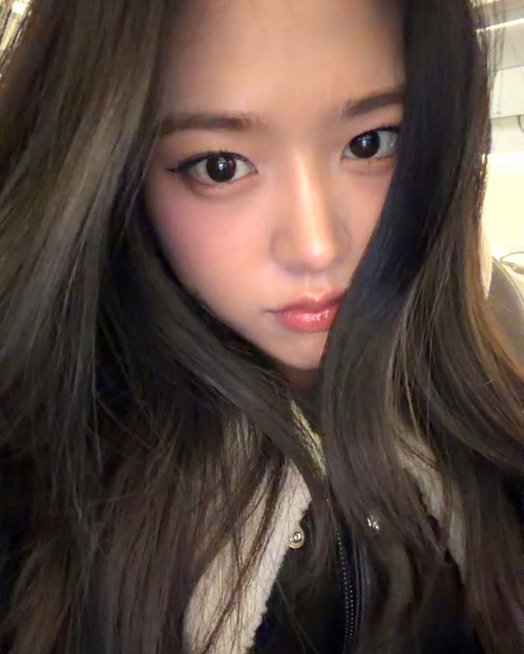 인스타그램 @_yujin_an 