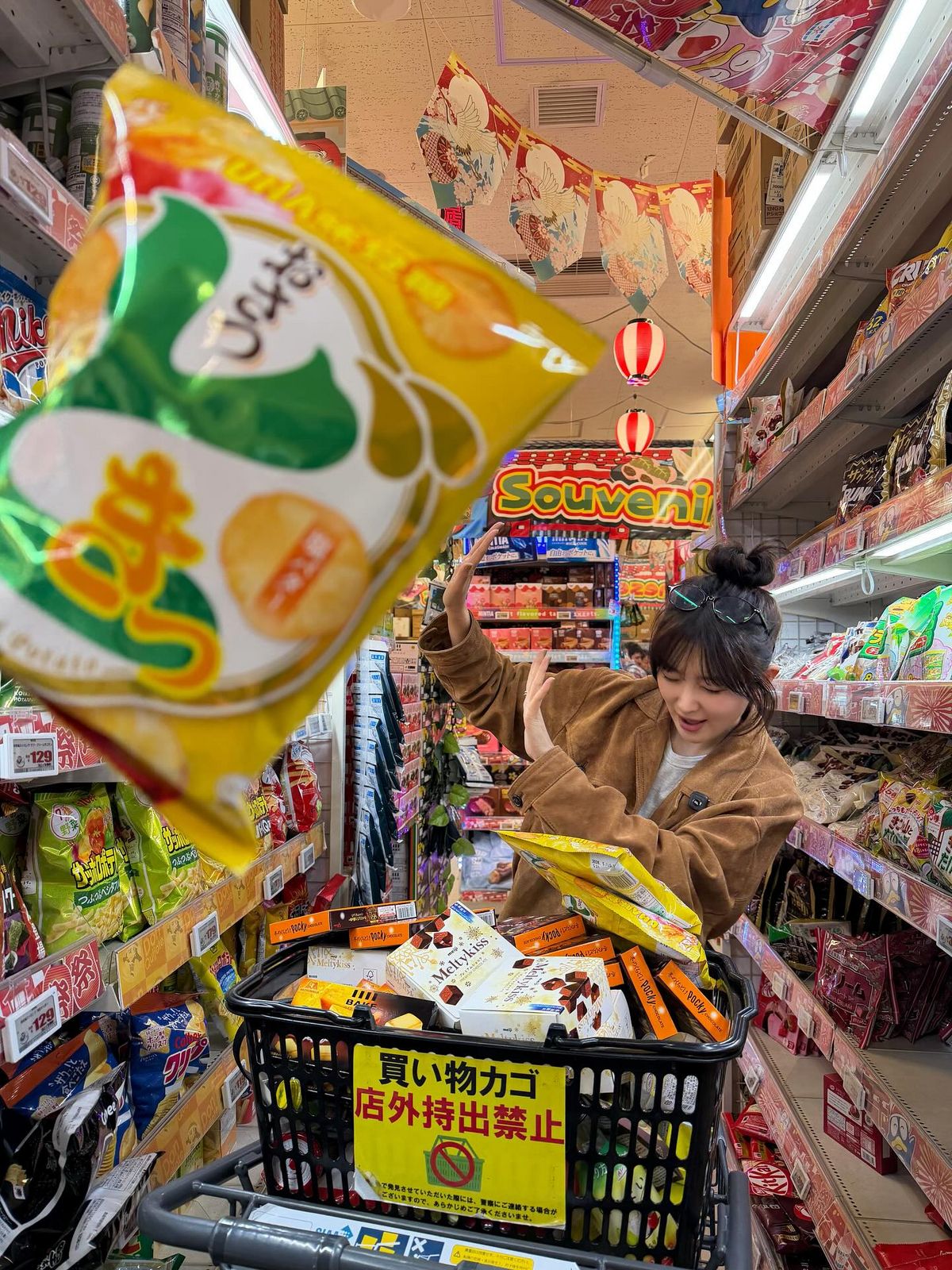 레드벨벳 슬기 예절샷, 인증샷 | 인스타그램 @hi_sseulgi