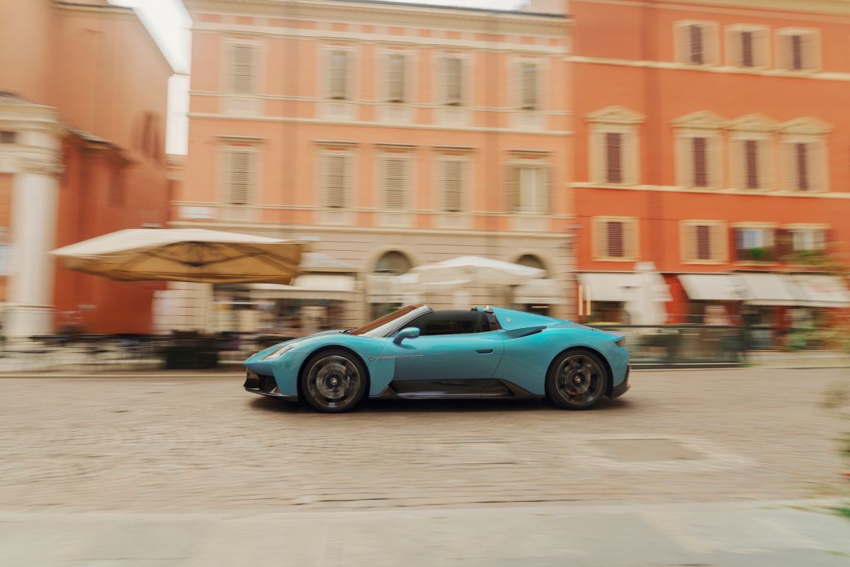 마세라티 슈퍼 스포츠카 MCPURA 