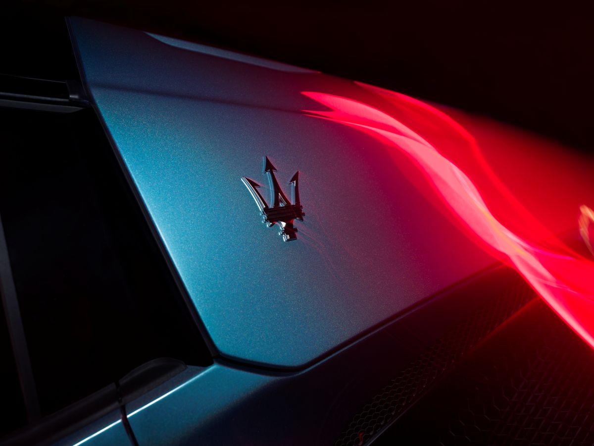 마세라티 슈퍼 스포츠카 MCPURA 