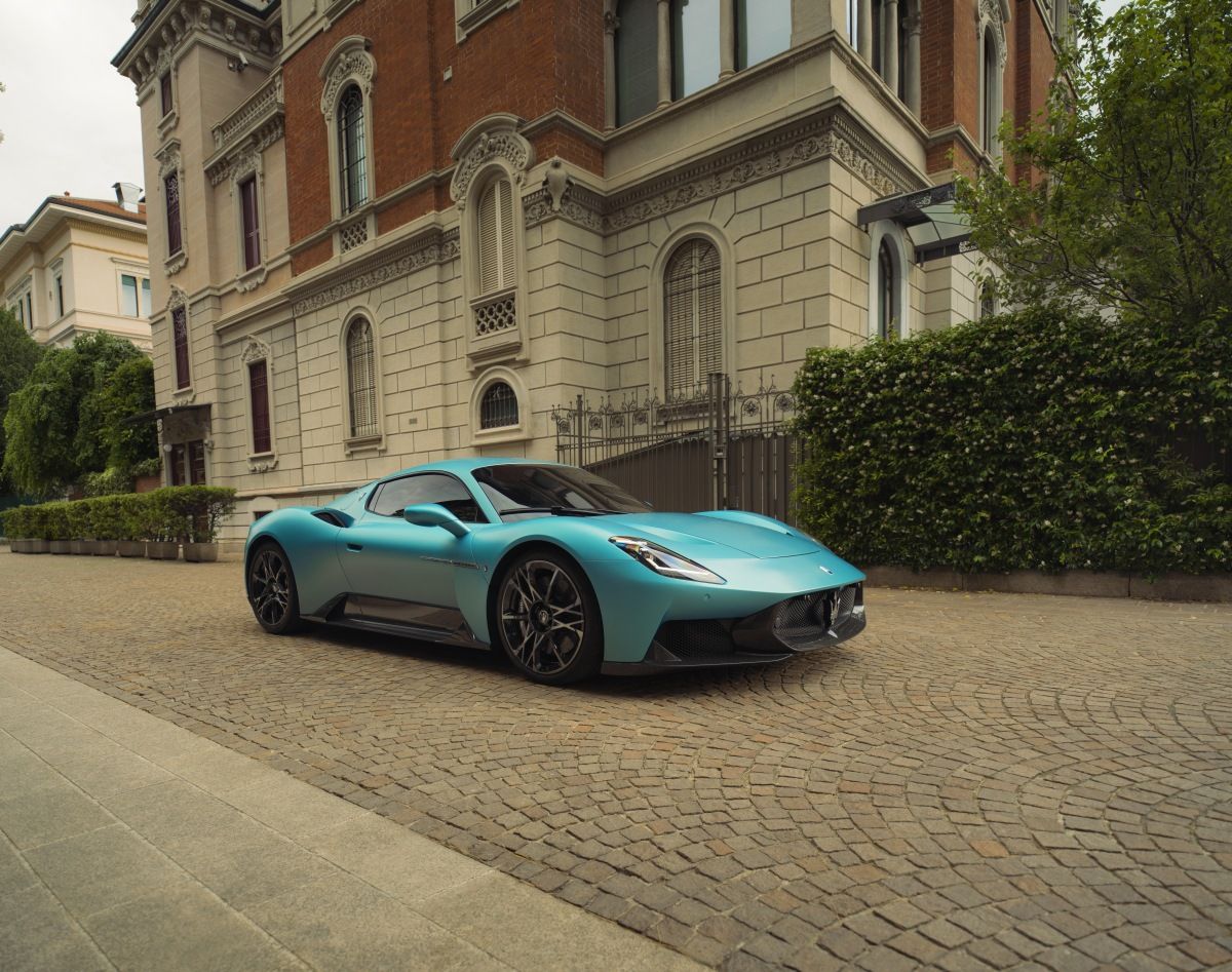 마세라티 슈퍼 스포츠카 MCPURA 