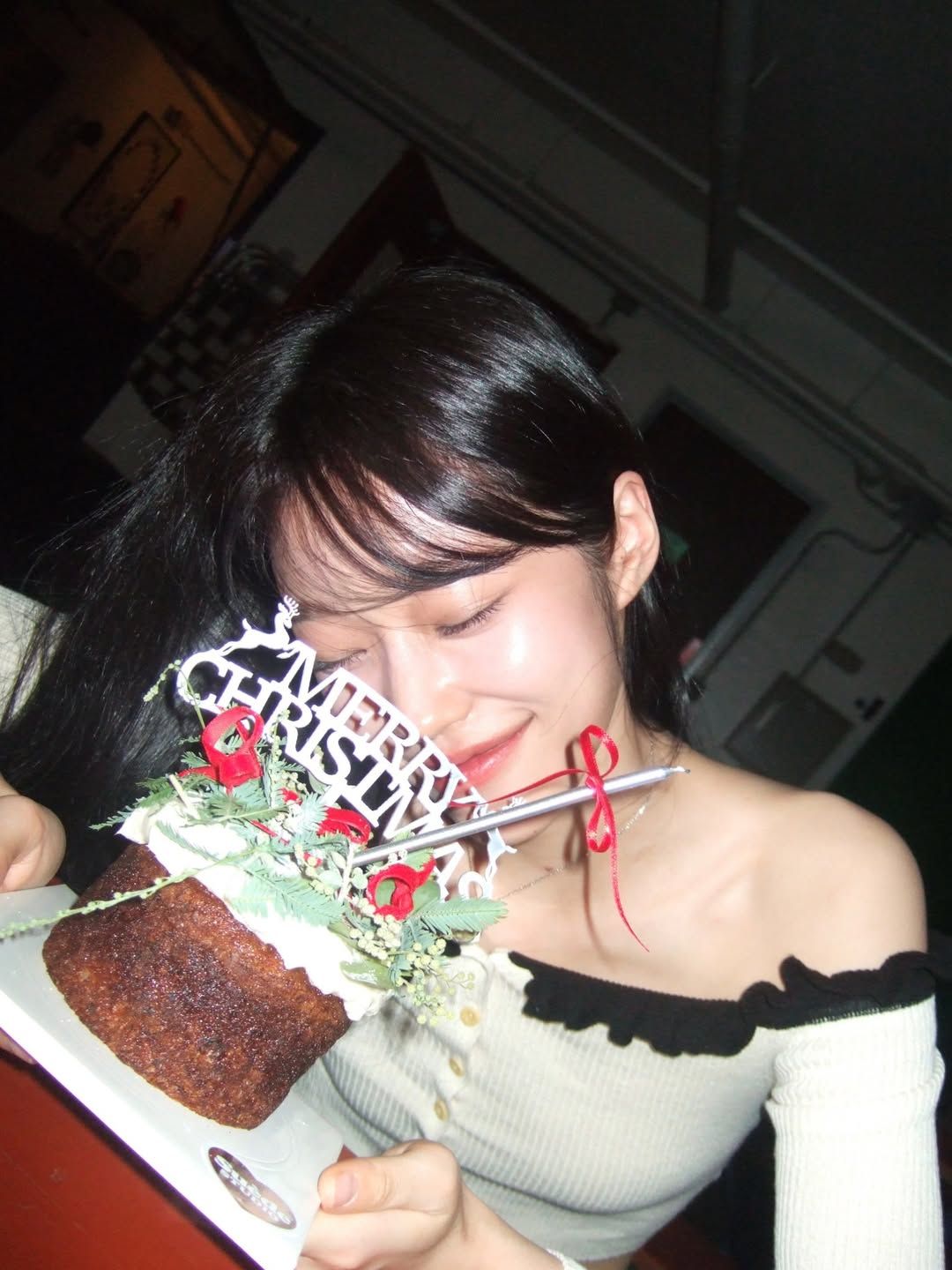 얼굴형 보완에 제격인 노윤서 시스루뱅. 인스타그램 @rohyoonseo 