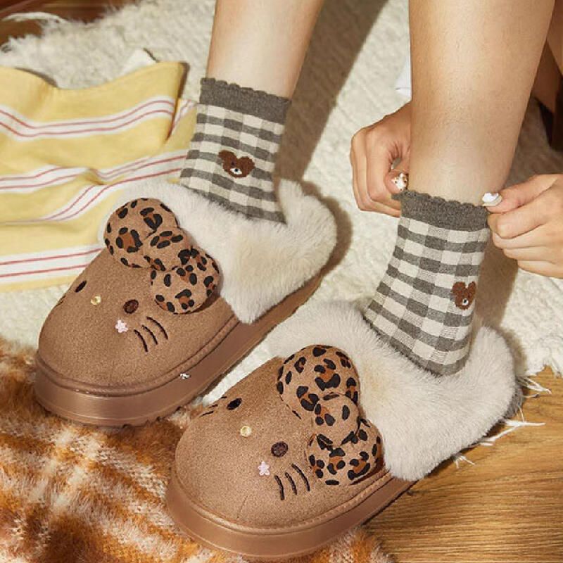 아트박스가 만든 귀여운 키티 슬리퍼. 사진 아트박스 홈페이지