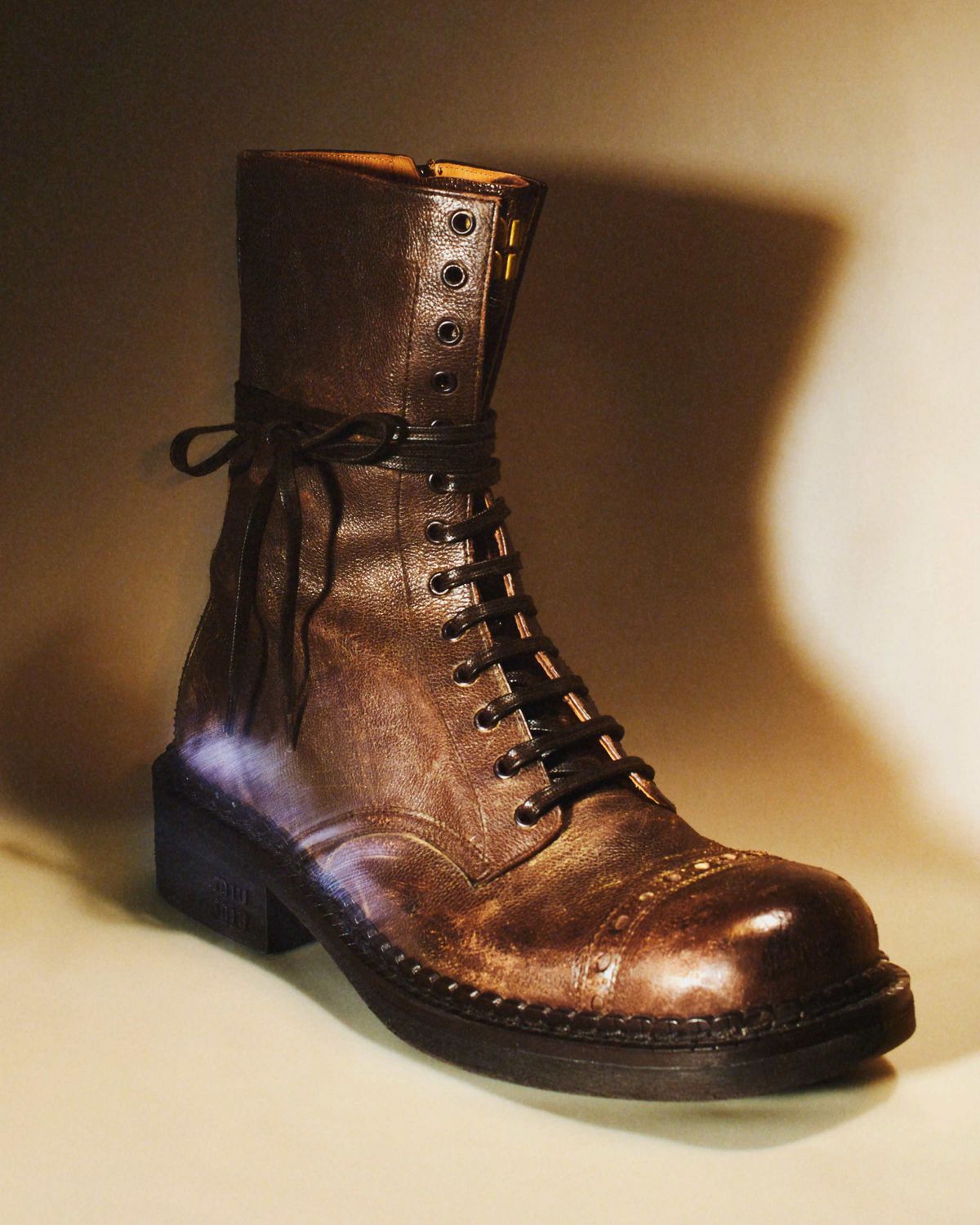 'MAKING OF OLD' 컬렉션 | 출처 미우미우