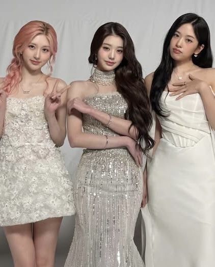 셀렙 드레스 (출처 : 인스타그램 @ivestarship)