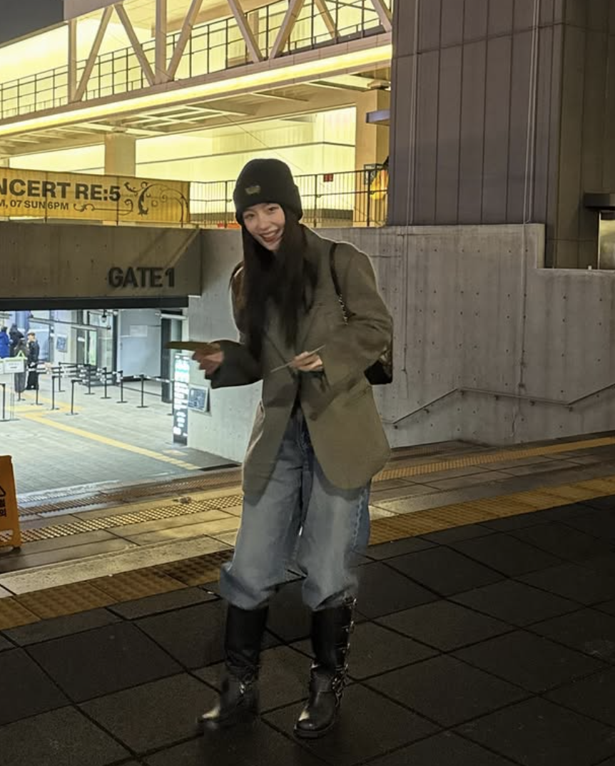 인스타그램 @j_chaeyeoni