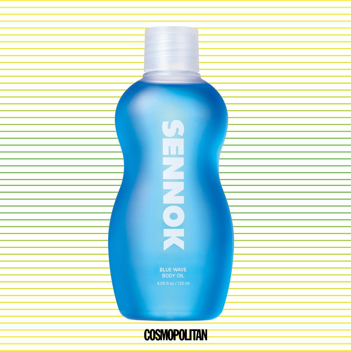 샤워 후 젖은 몸에 골고루 바른 뒤 괄사 마사지를 곁들이면 진득한 보습과 함께 쌓인 노폐물 배출에 도움을 주며, 은은한 수증기 향이 들뜬 마음을 차분히 가라앉힌다. 블루 웨이브 바디 오일 3만3천원 Sennok.