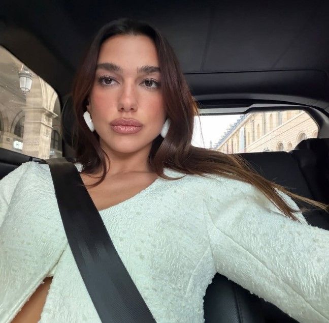 인스타그램 @dualipa