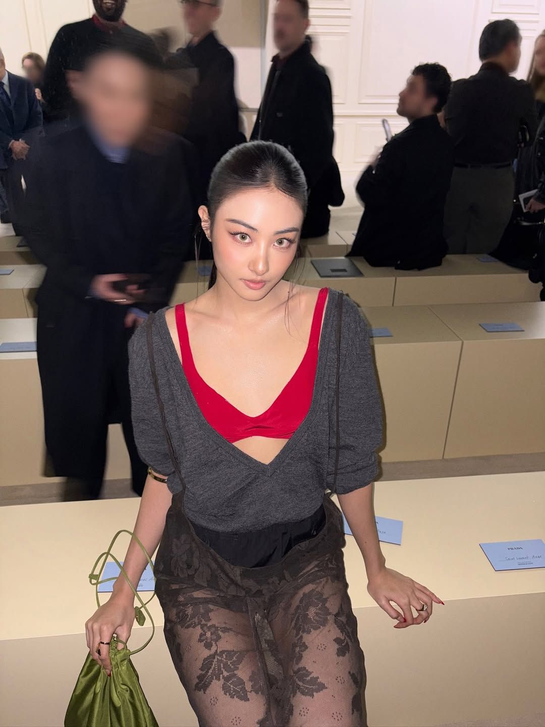 인스타그램 @meovv