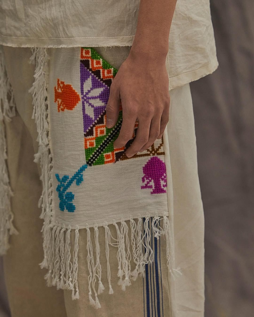 모든 라인을 원앤온리로 출시한 자고류의 첫 컬렉션.