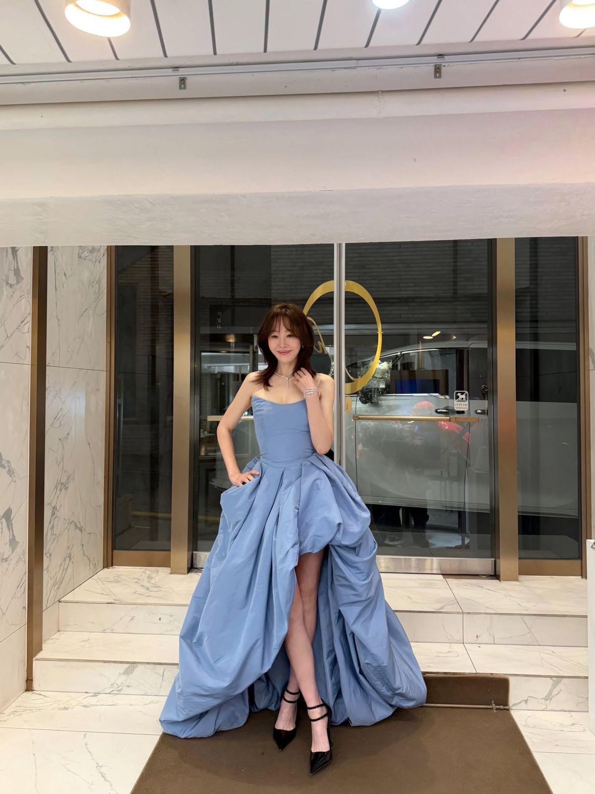 엄지원 운동 | 인스타그램 @umjeewon