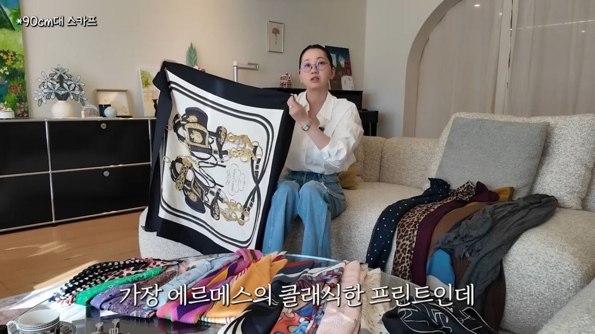 장윤주 스카프 패션 | 유튜브 <윤쥬르 장윤주>