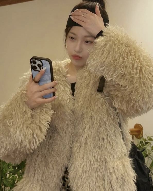 인스타그램 @2zzoo0 