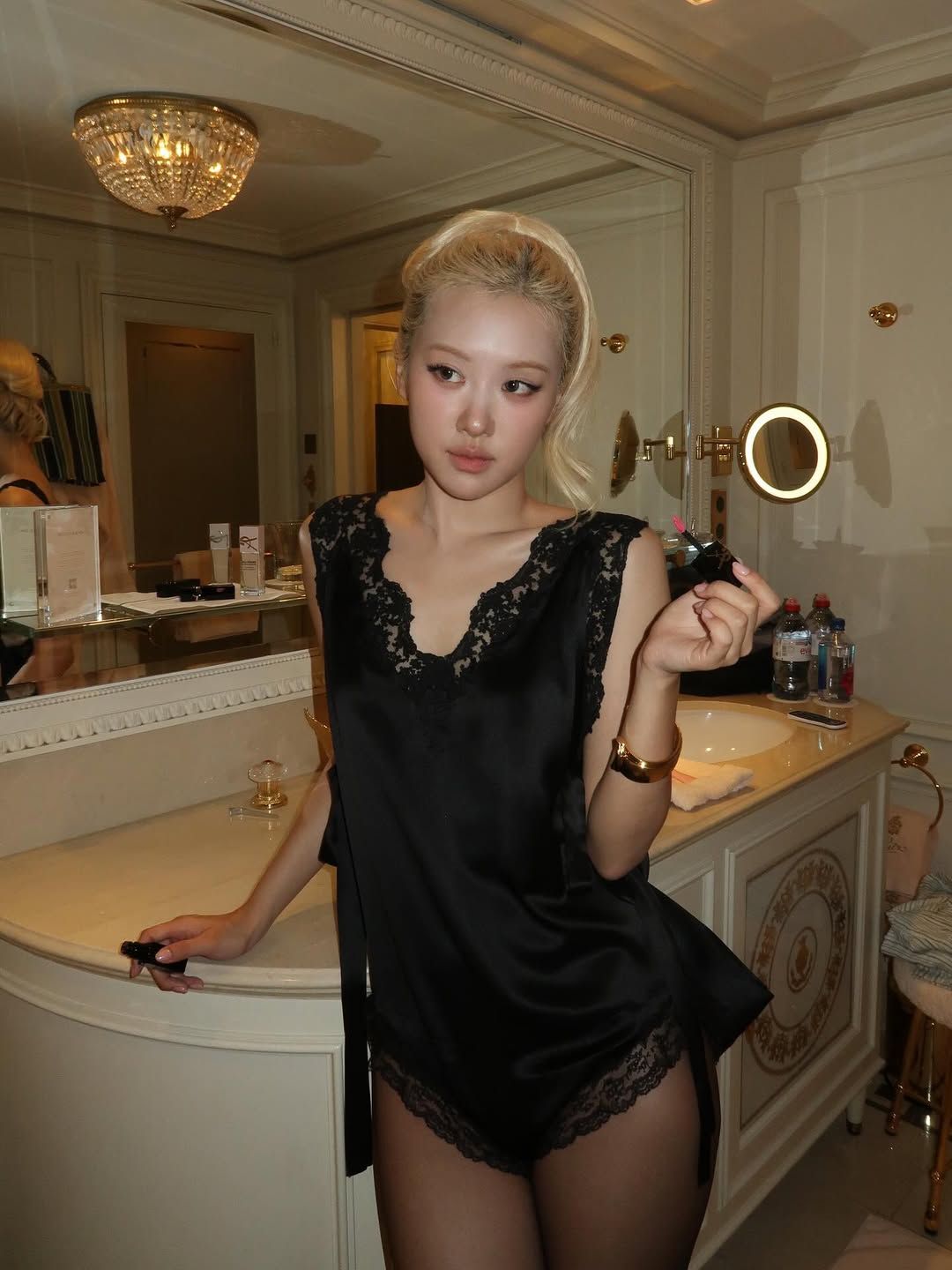 로제 | 인스타그램 @roses_are_rosie