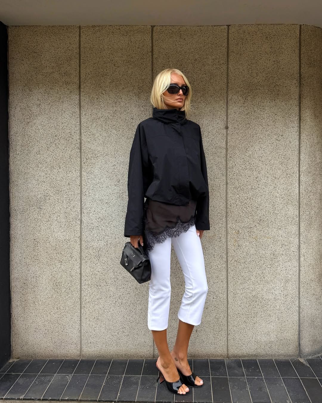 슬립 드레스 With 윈드브레이커 | 인스타그램 @lovisaworge