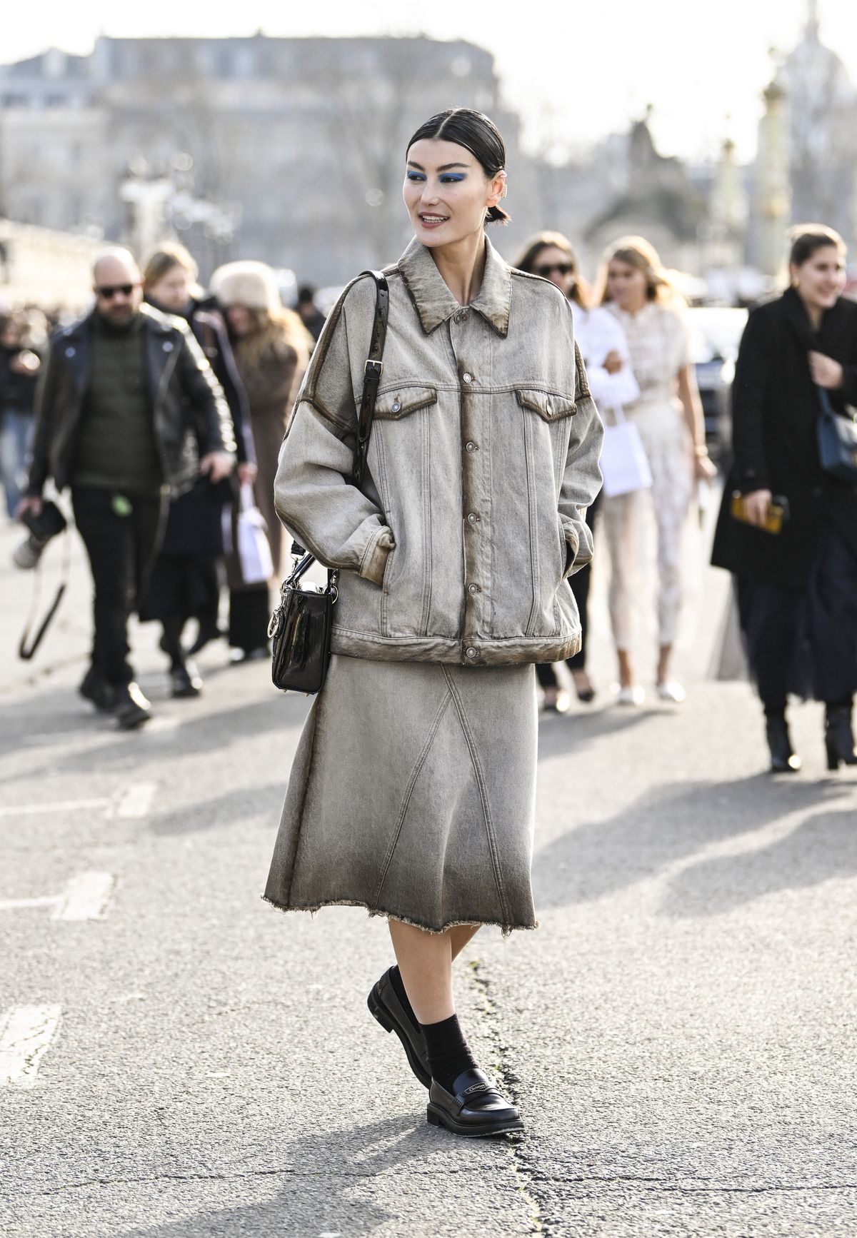 청청 패션, 데님 재킷 | 출처 Getty Images