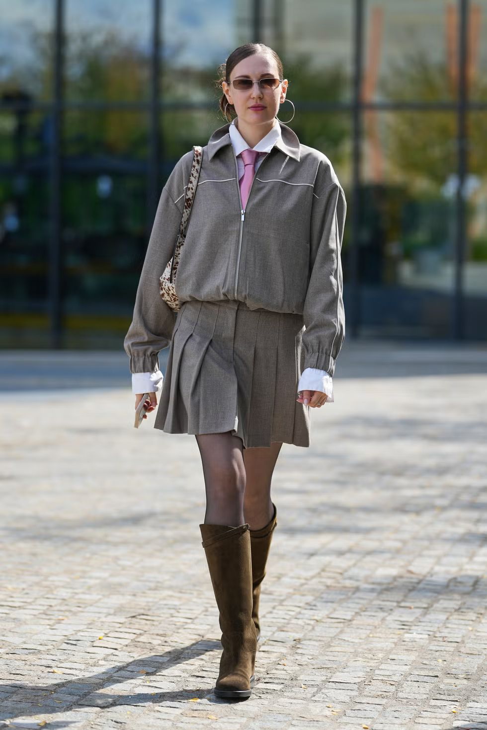 현실적인 3월 코디법 | Edward Berthelot//Getty Images