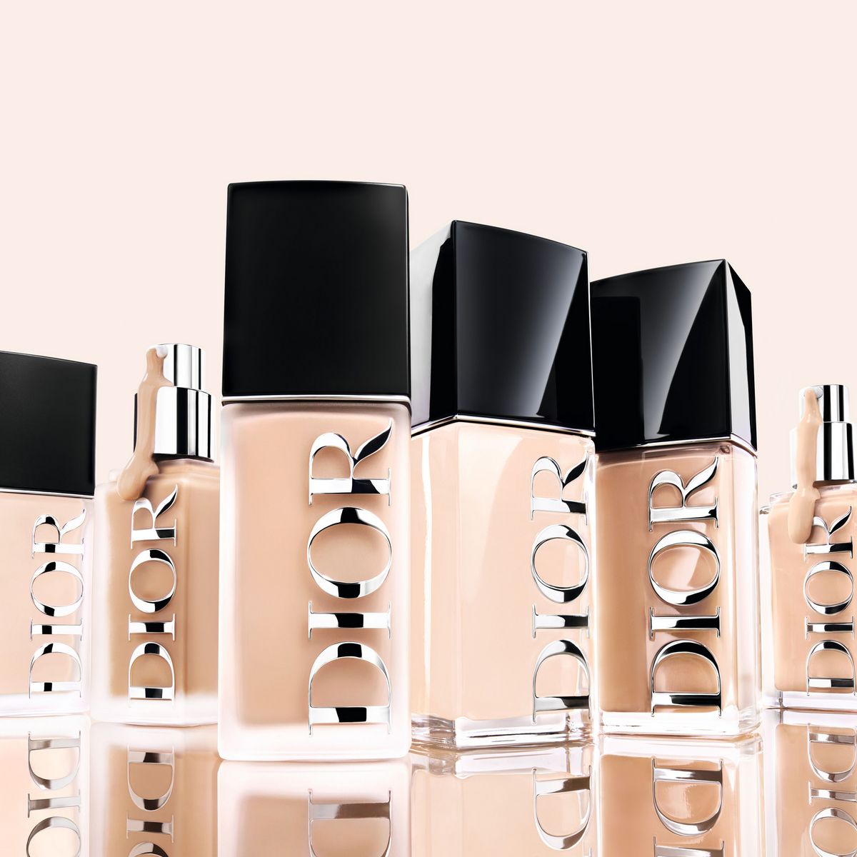 NEW 디올 포에버 스킨 글로우 & 스킨 웨어 파운데이션 30ml 9만 8천원 대