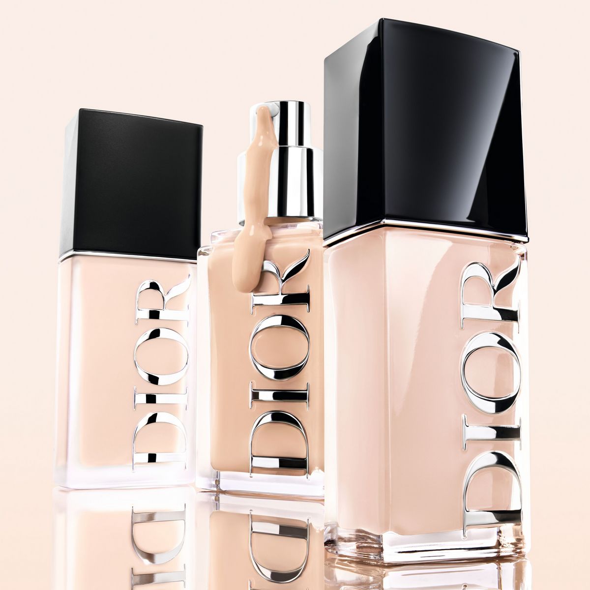 NEW ‘디올 포에버 스킨 글로우 & 스킨 웨어 파운데이션’
