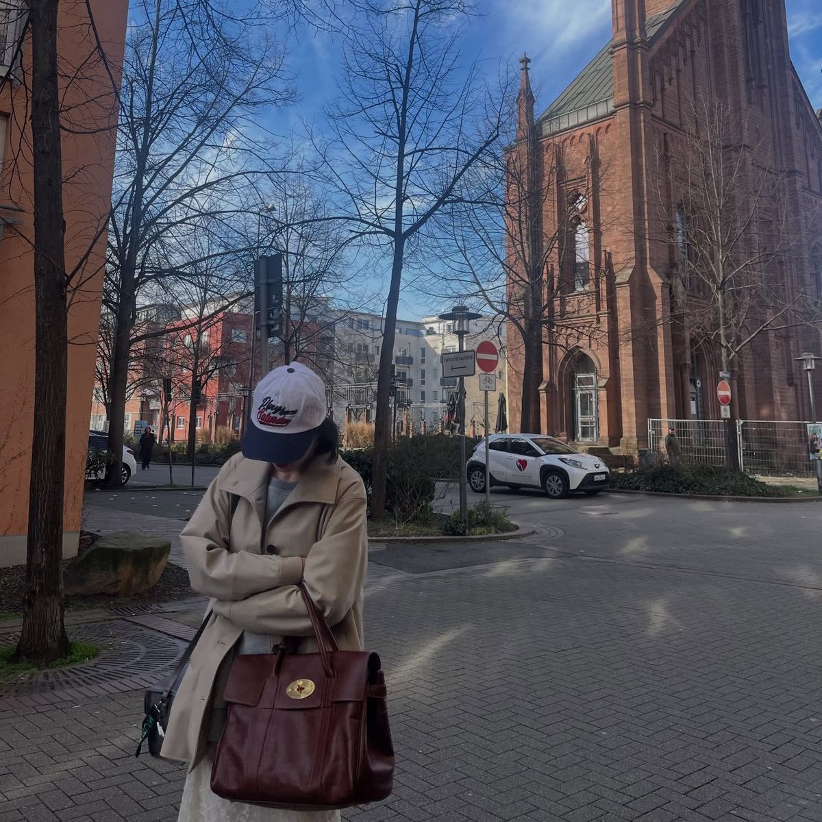 신예은 일상룩. 인스타그램 @__shinyeeun